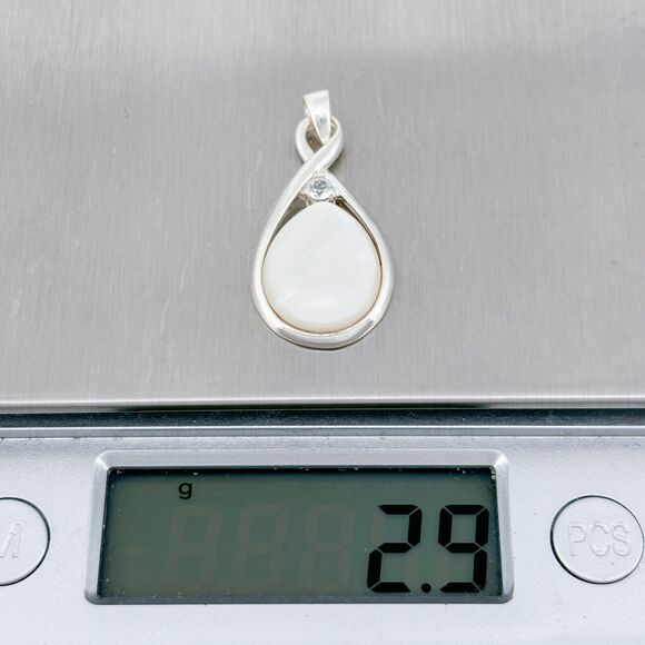 Mother of Pearl Cubic Zirconia Teardrop Pendant Vintage NV Sterling Silver 925 - Picture 6 of 6